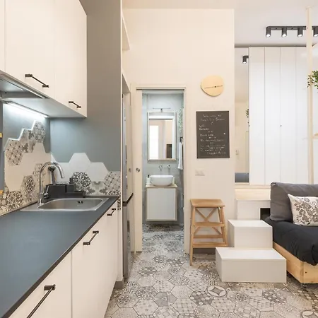 Tiny & Tidy In The Key Area Of Milaan