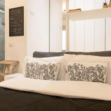 Tiny & Tidy In The Key Area Of Appartement Milaan