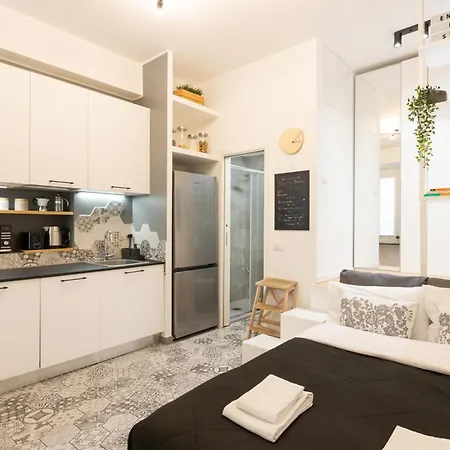 Tiny & Tidy In The Key Area Of * ミラノ