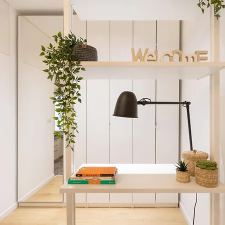アパート Tiny & Tidy In The Key Area Of *